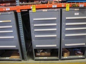 STANLEY VIDMAR HEAVY DUTY 5-DRAWER PARTS CABINET W/ CONTENTS (W-50) LOADING & HANDLING FEE $25-